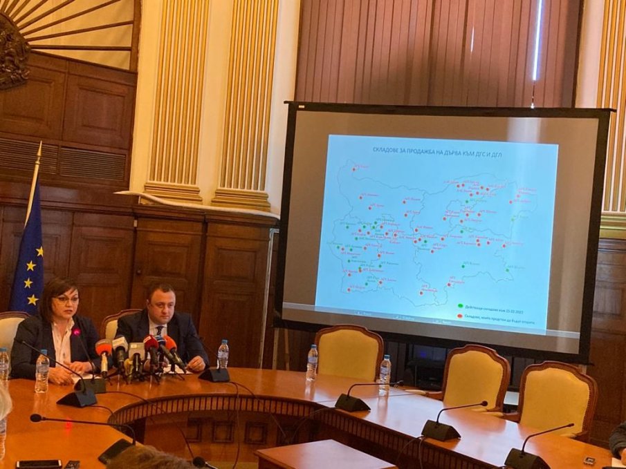 Държавата ще продава дървата за огрев без посредници