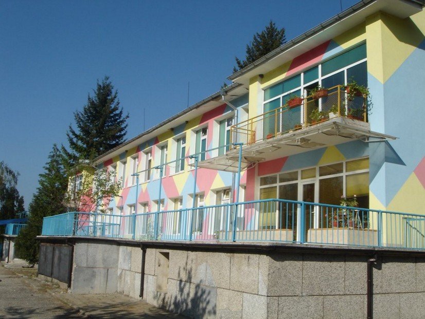Приключи мъчителен ремонт на детската градина в Рила