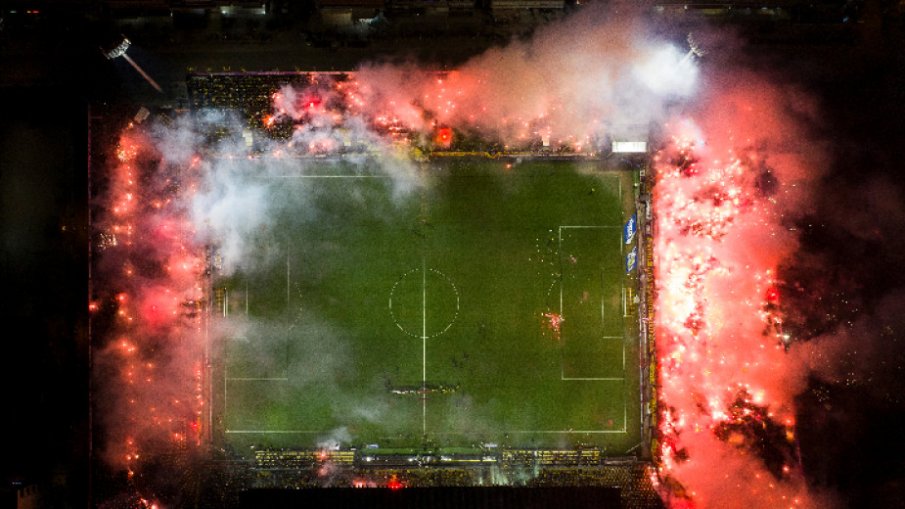 Без фенове на стадионите в Гърция до август