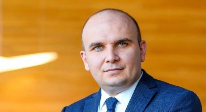 Евродепутат отличи пловдивска гимназия с наградата „Симон Вей“