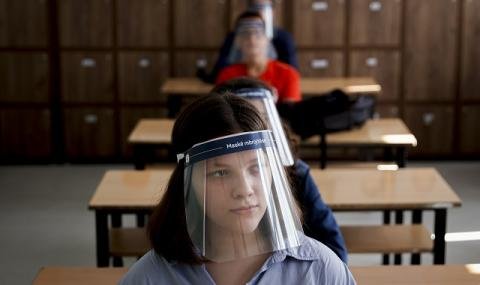 И в Сърбия учениците се връщат в клас от понеделник