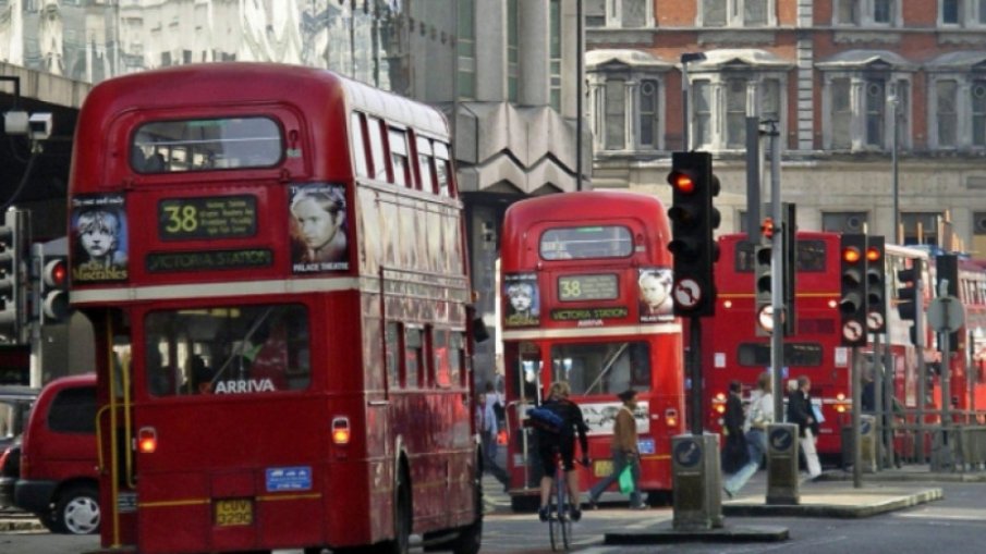 Отпада изолацията след заразяване с COVID-19 в Англия