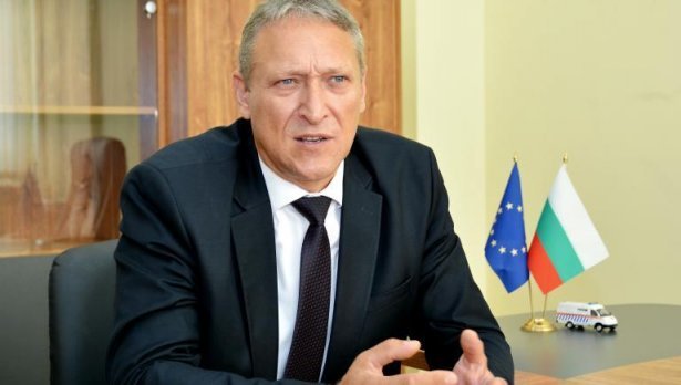 СКАНДАЛНО! Назначиха дисциплинарно уволнен за шеф на Автомобилна администрация