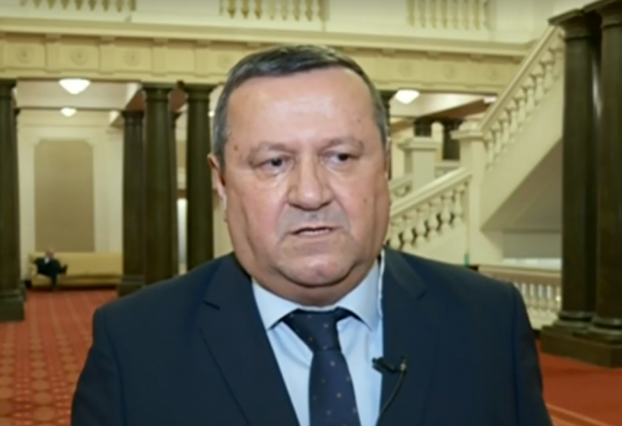 Хасан Адемов: Този бюджет не задава никакви реформи, над 40% от българските граждани са застрашени от бедност