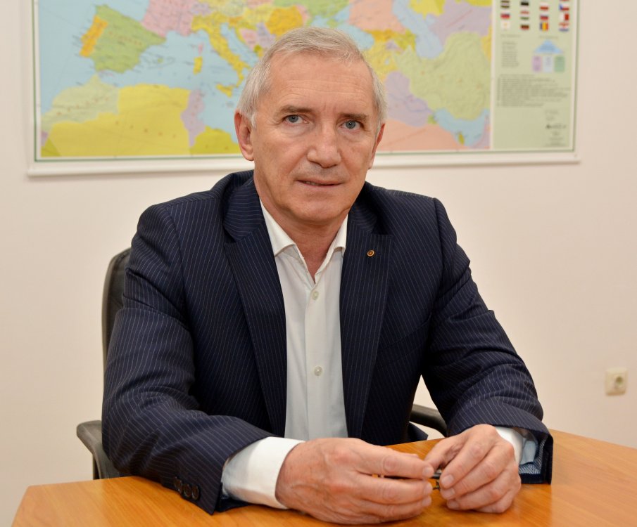 Транспортният министър Събев отлюспи заместника си Илия Илиев