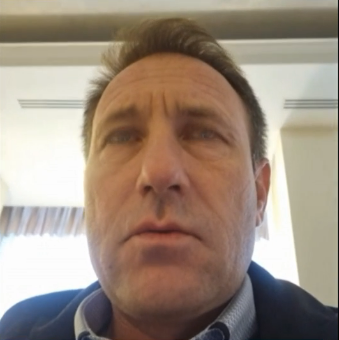 Българин в Киев: Неадекватна е реакцията на посолството ни в украинската столица