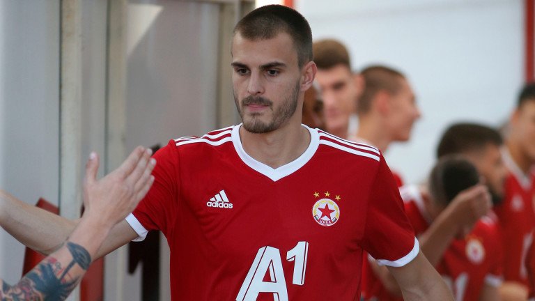 СКАНДАЛ: Млад талант се взе за звезда, изнудва ЦСКА с безумни условия