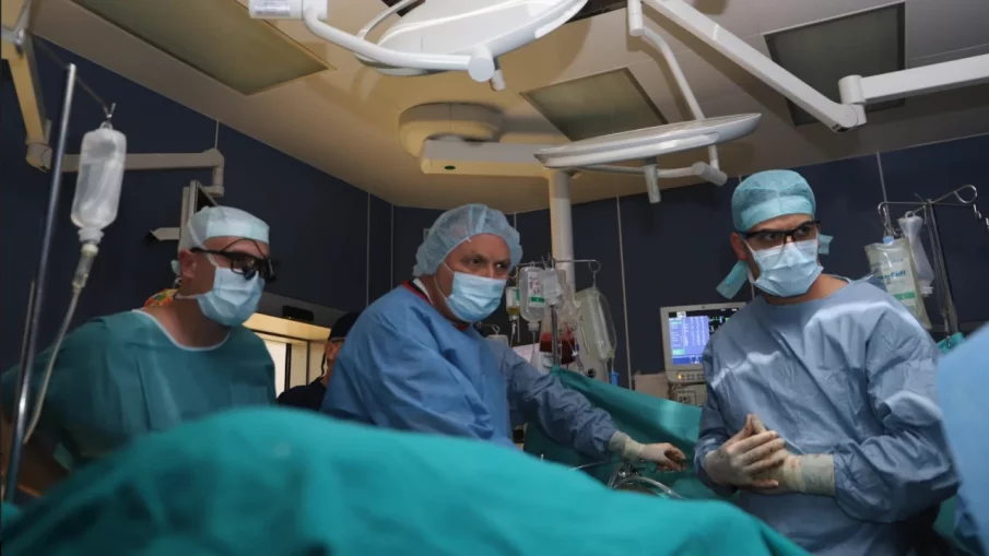 Специалисти от Военномедицинска академия (ВМА) извършиха поредна чернодробна трансплантация в