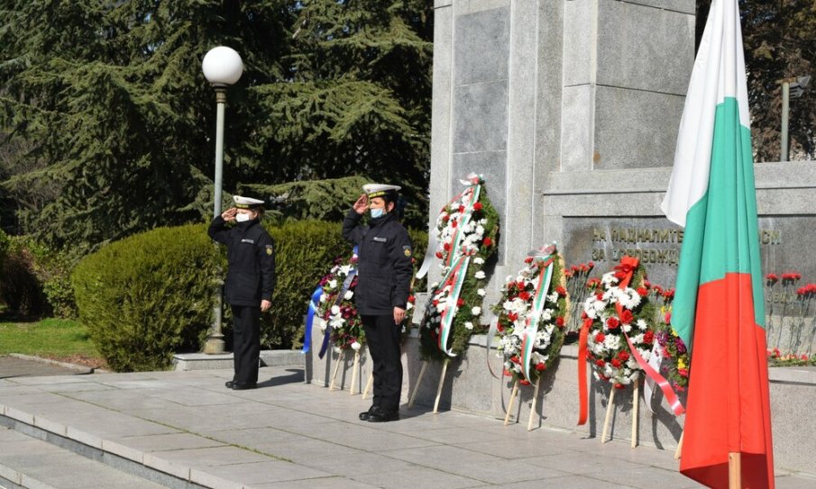 Молебен за мир ще има на 3 март в Бургас