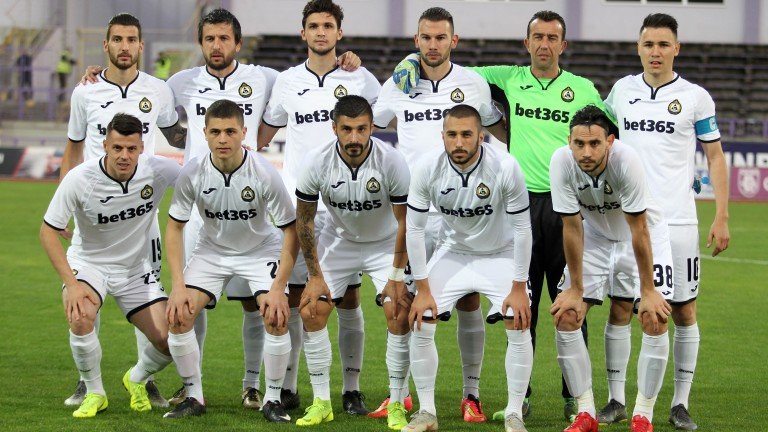 Славия картотекира новите си попълнения