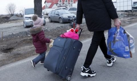 Повече от 500 000 души са напуснали Украйна, за да