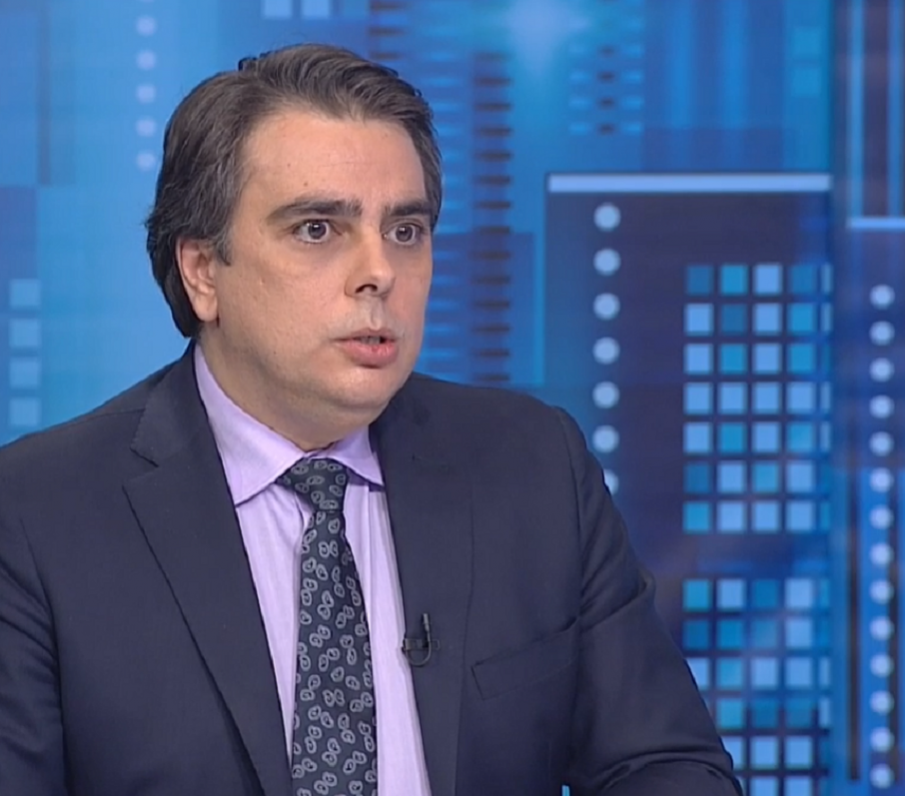 Асен Василев: България ще подкрепи още санкции срещу Русия