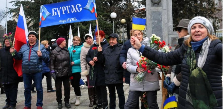 Жени се биха по време на честването на Трети март в Бургас