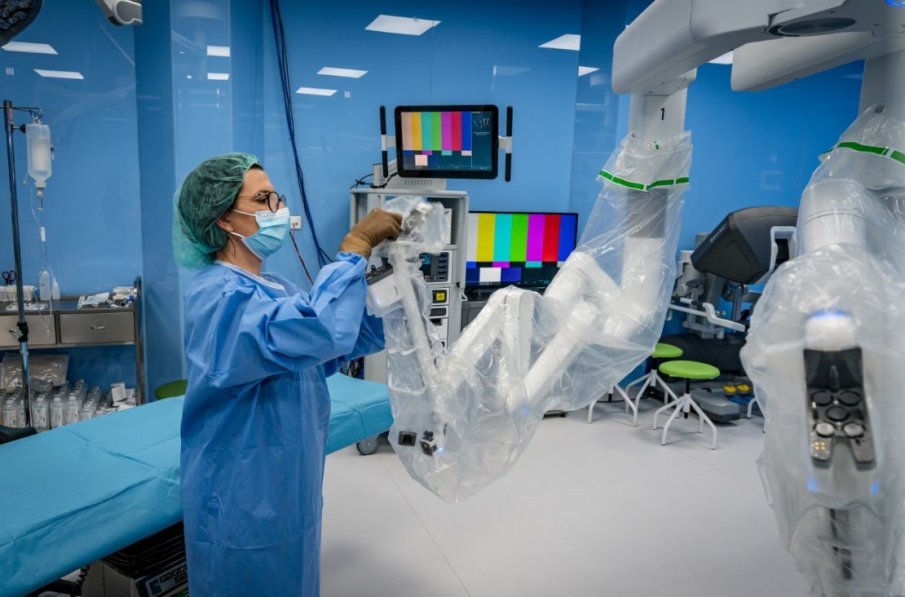 Софиямед с първи роботизирани операции