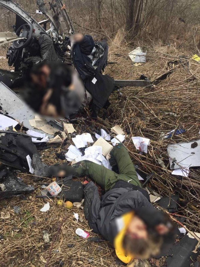 Чеченски командоси убиха украински пощальони и смазаха с танк колата им, а телата оставиха в полето