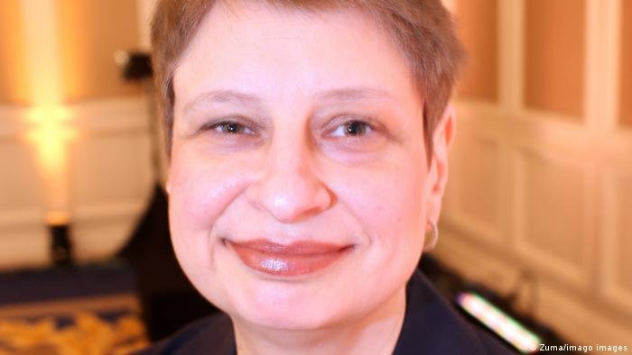 Правнучката на Никита Хрушчов описва Путин: Параноичен, далеч от реалността, в съвсем друга вселена Правнучката на Никита Хрушчов описва Путин: Параноичен, далеч от реалността, в съвсем друга вселена