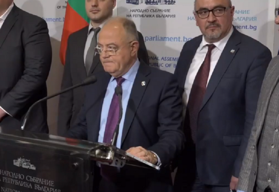 ПЪРВО В ПИК TV! ДБ атакува службите за сигурност, Атанас Атанасов: Смятаме, че информацията, която постъпва, невинаги е коректна (ВИДЕО/ОБНОВЕНА)