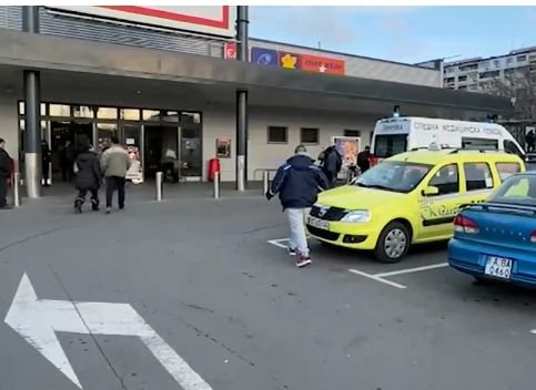СТРАШНА ТРАГЕДИЯ! Мъж почина, докато чака на опашка за олио