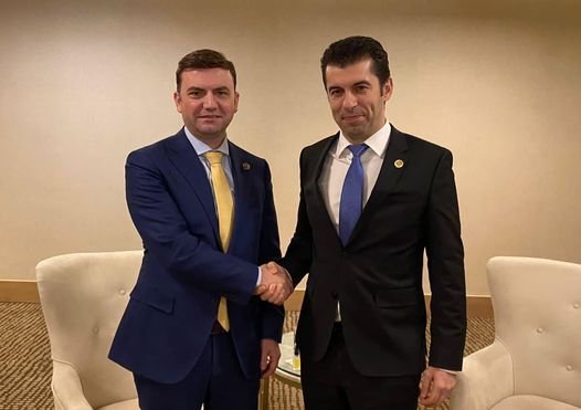 Министър Буяр Османи огласи за среща с Кирил Петков (СНИМКИ)