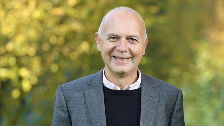 Избраха политик за президент на Германския футболен съюз