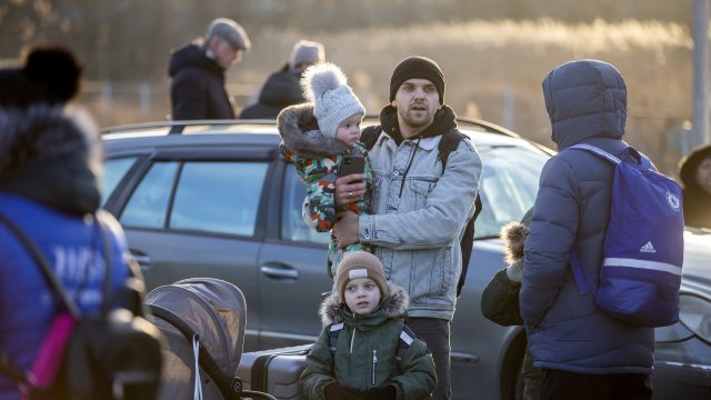 Търсят буферни паркинги за украинските коли във Варна