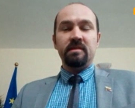 България си връща разрушеното посолството в Гана