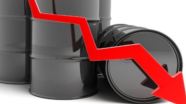 Китай се намеси на пазара и цената на петрола спадна с 0,7%