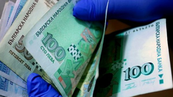 5458 души с руски пенсии получават парите си