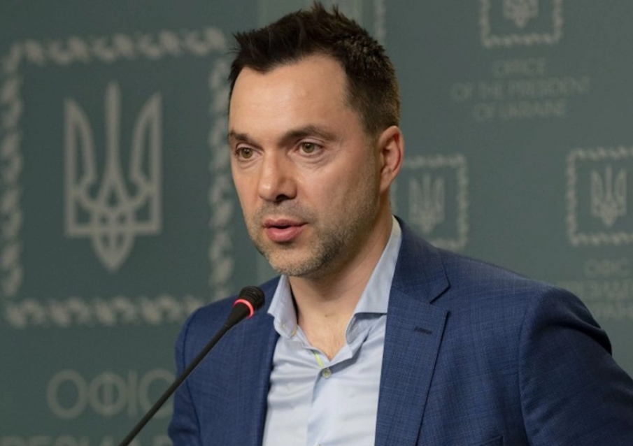 Съветникът на Зеленски се надява на мир през май