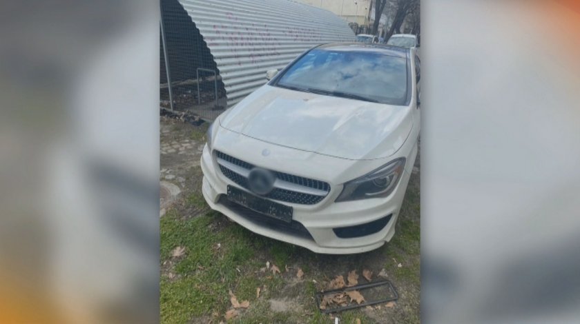 Във Варна крадат масово табелите на украински автомобили
