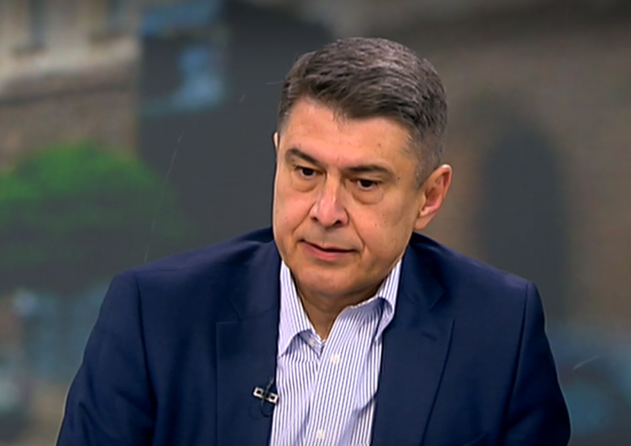 Димо Гяуров: Можем да предоставим на Украйна ръчно преносимите комплекси “Стрела” и “Игла”