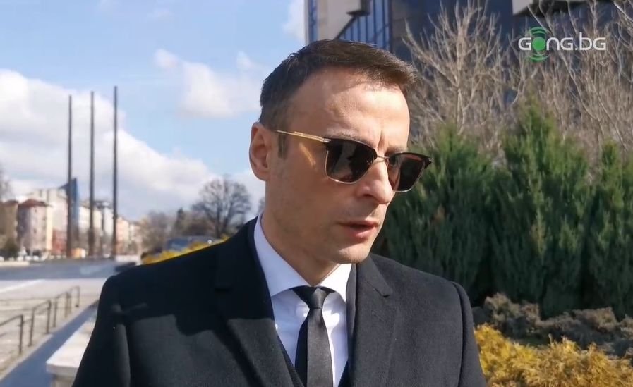 ОТ ПОСЛЕДНИТЕ МИНУТИ: Привикаха Бербатов на разпит в полицията