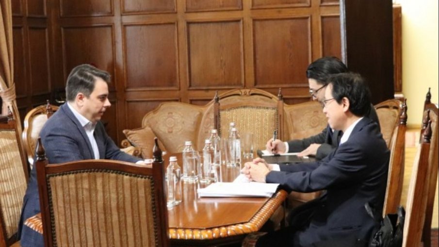 Асен Василев представи Плана за развитие пред посланика на Япония в България