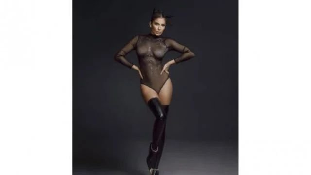 Анелия фучи с 200-300 км/ч към Слънчака (ВИДЕО)