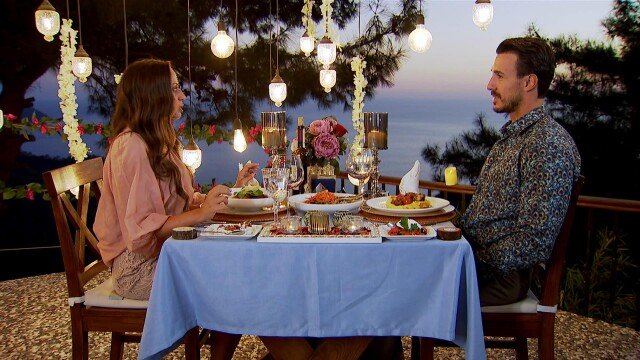 Люси от Ергенът едва оцеляла в свирепа катастрофа