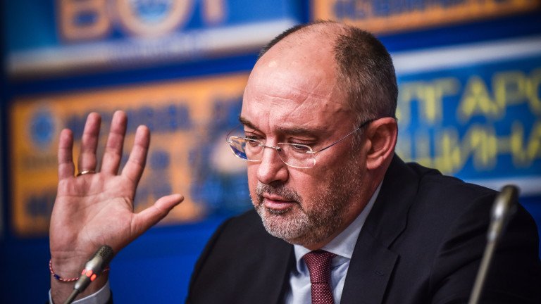 НЕОТКРИВАЕМ: БФС издирва Петър Величков