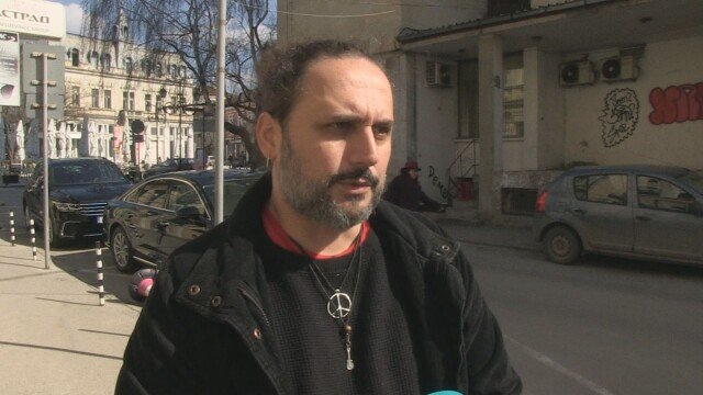 Доброволец въстана срещу търговците с кръв