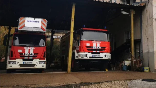 Спасиха дядо и баба от пламнала къща в Карлово