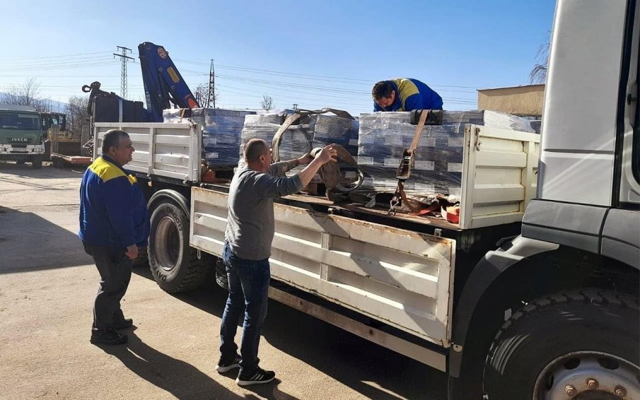 Булгартрансгаз“ ЕАД дари 6000 килограма електроди на оператора на газопреносната мрежа на Украйна