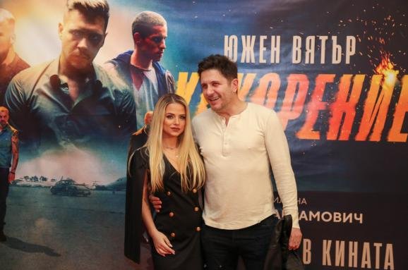 51-годишният Асен Блатечки забива само млади гаджета
