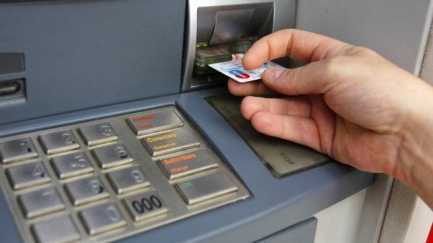 Банките отчитат рекордни печалби заради таксите за услуги