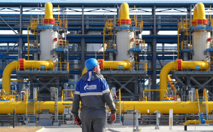 „Блумбърг“: Русия ще спечели 321 млрд. долара от износ на горива през 2022 г.