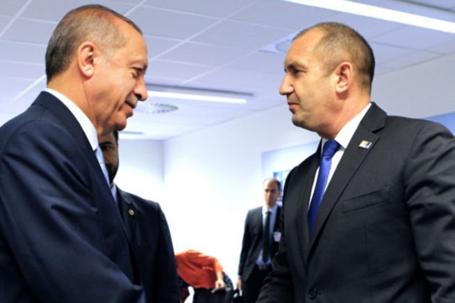 Ердоган увери президента Румен Радев по телефона: България е приятел и съюзник на Турция