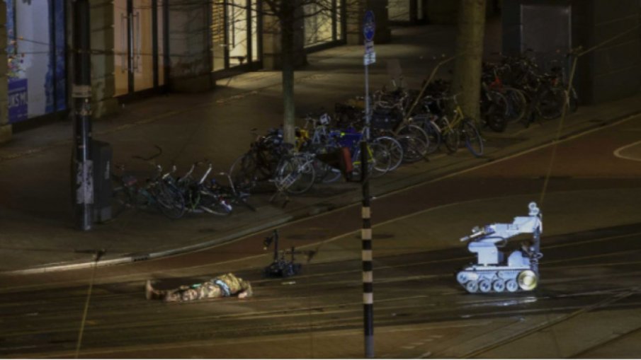 Българският заложник от Амстердам, беше награден от кметицата на града