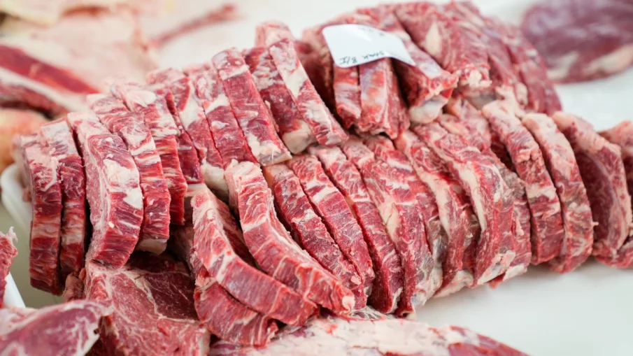 Експерт: 25-26 лева за килограм ще е агнешкото за Великден