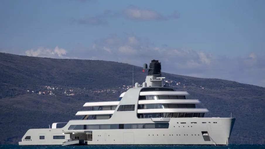 Нидерландия закотви 14 руски яхти