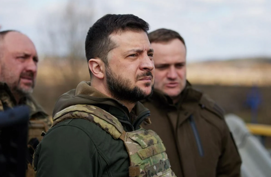 В БУНКЕРА СЪС ЗЕЛЕНСКИ: Кои са най-близките хора на президента по време на войната