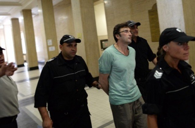 Прокуратурата иска Костин да лежи до живот за убийството на „детето в куфара“