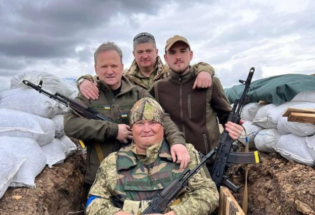 Носител на „Златната топка“ взе автомата, за да брани Украйна