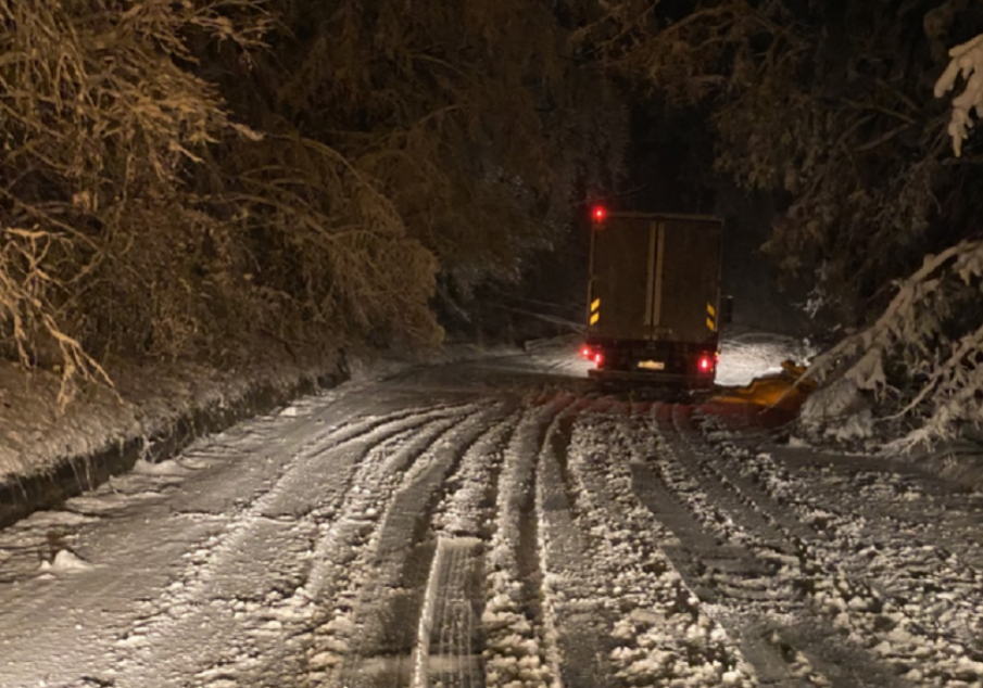 Затвориха Подбалканския път заради лошото време